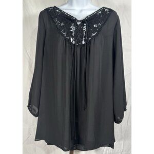 Torrid Women’s Black Blouse Size 0 V-Neck Lace Trim Drawstring 3/4 Sleeve